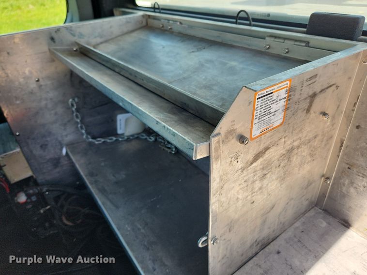 image for item MW9765 2009 Chevrolet Silverado 3500HD  Ext. Cab utility bed pickup truck