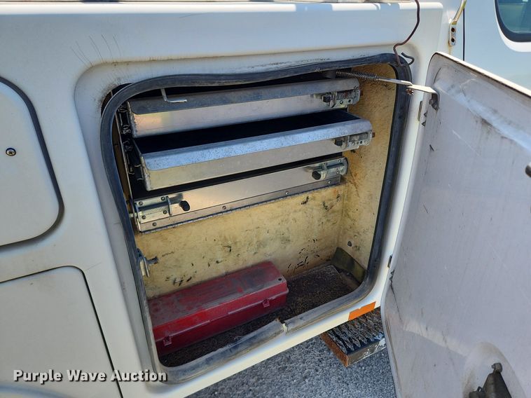 image for item MW9765 2009 Chevrolet Silverado 3500HD  Ext. Cab utility bed pickup truck