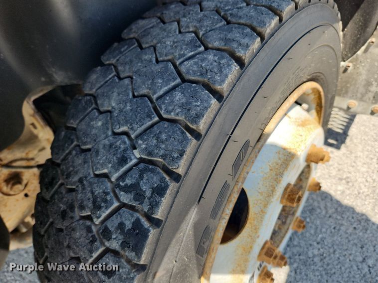 image for item MW9765 2009 Chevrolet Silverado 3500HD  Ext. Cab utility bed pickup truck