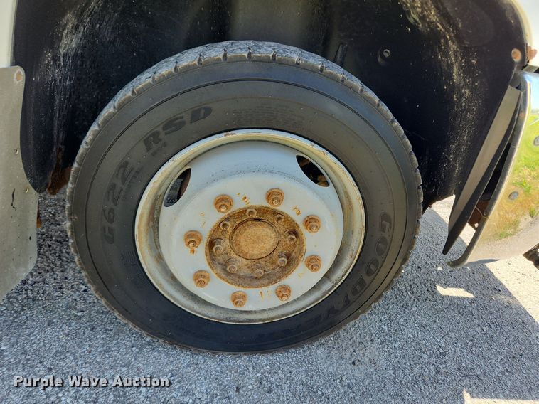 image for item MW9765 2009 Chevrolet Silverado 3500HD  Ext. Cab utility bed pickup truck