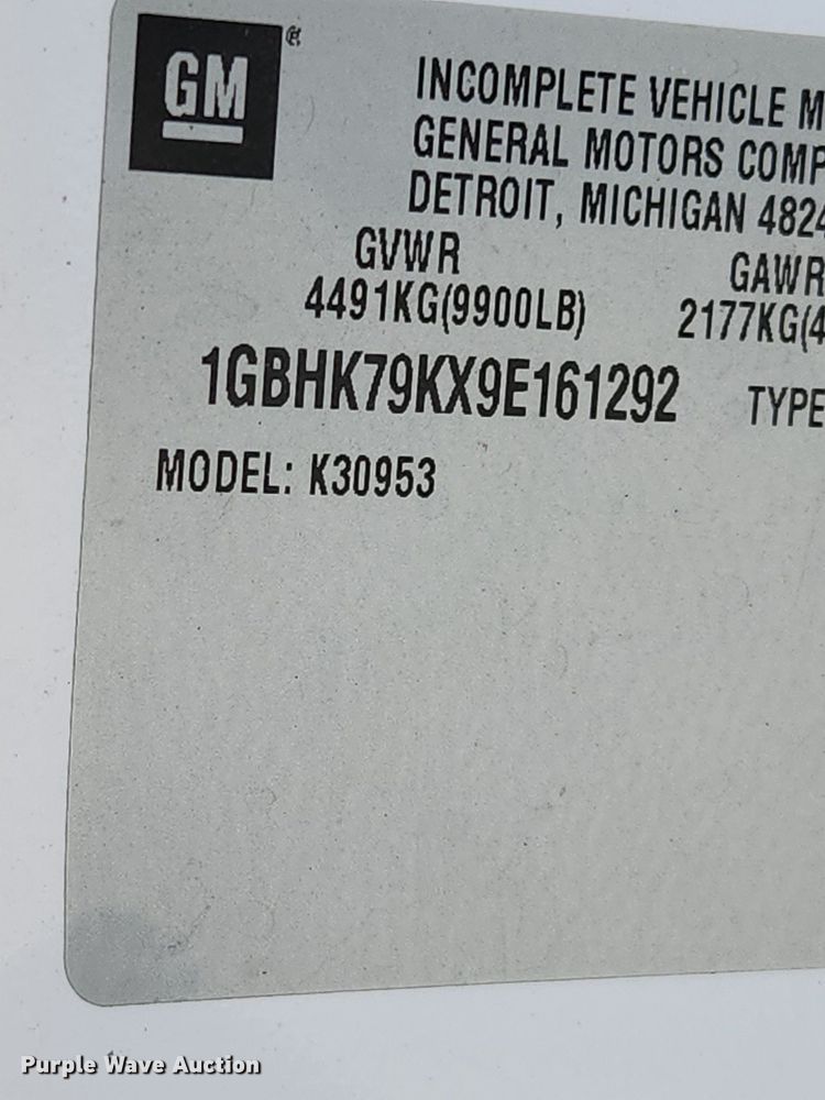 image for item MW9765 2009 Chevrolet Silverado 3500HD  Ext. Cab utility bed pickup truck