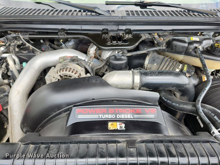 image for item MW9767 2005 Ford F250 Super Duty Lariat  Crew Cab pickup truck