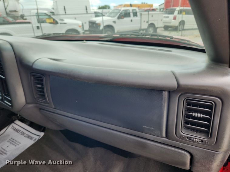 image for item MW9769 2007 Chevrolet Silverado 3500HD LT  Crew Cab pickup truck