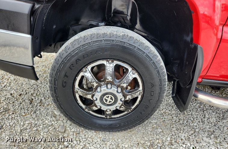 image for item MW9769 2007 Chevrolet Silverado 3500HD LT  Crew Cab pickup truck