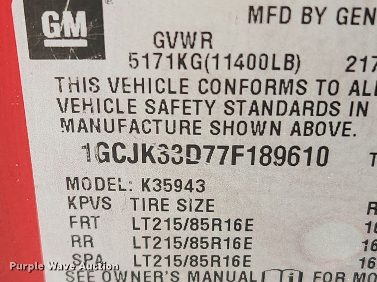 image for item MW9769 2007 Chevrolet Silverado 3500HD LT  Crew Cab pickup truck