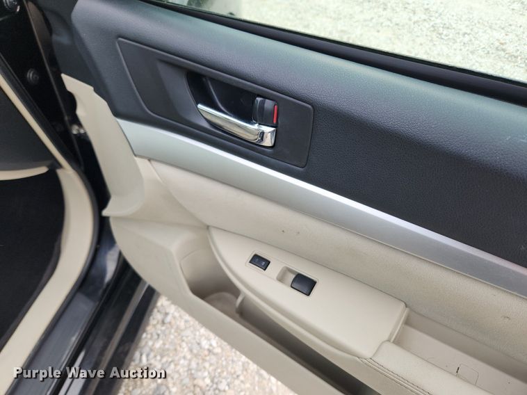 image for item MW9773 2011 Subaru Legacy