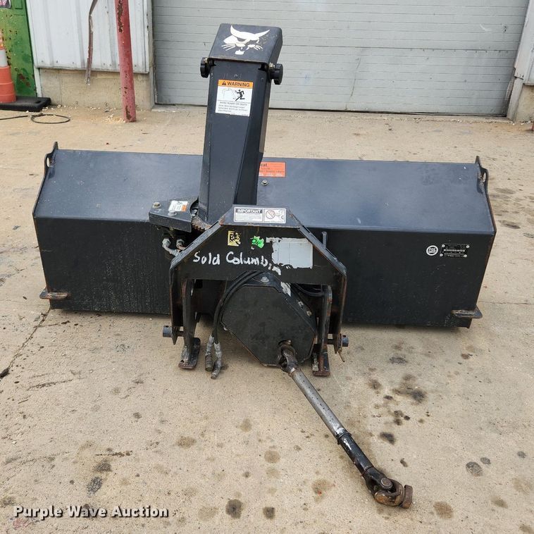 image for item MW9774 2013 Bobcat FMSB62  snow blower