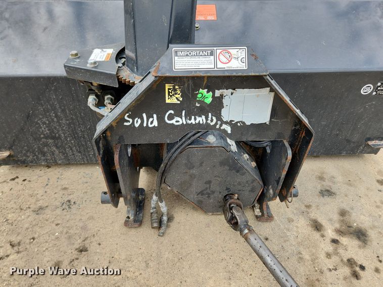 image for item MW9774 2013 Bobcat FMSB62  snow blower