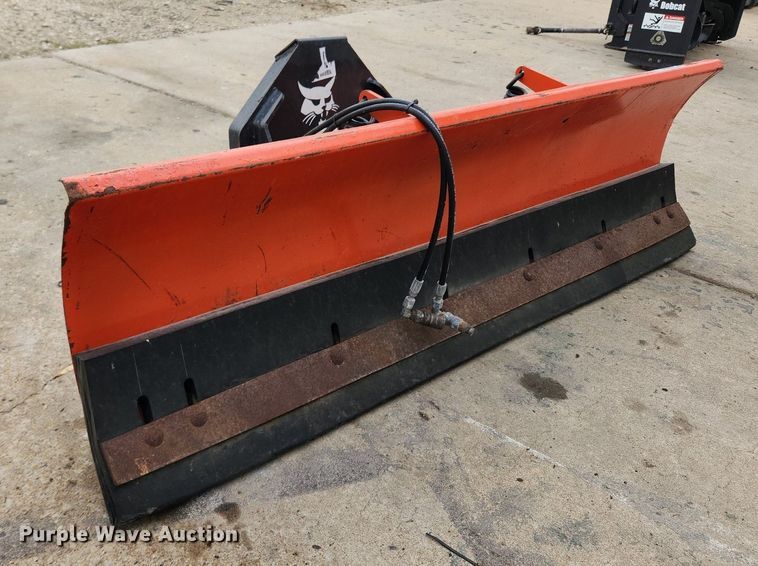 image for item MW9775 2013 Bobcat FMSB69  snow plow