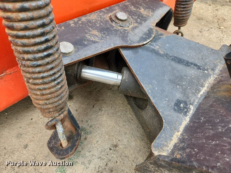 image for item MW9775 2013 Bobcat FMSB69  snow plow