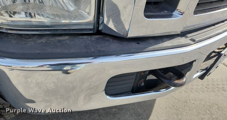 image for item MW9776 2008 Ford F550 Super Duty XLT  truck cab and chassis