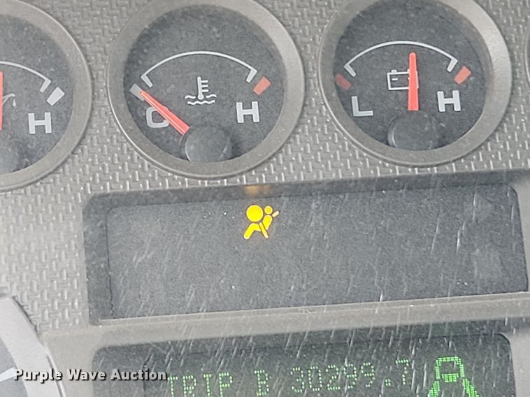 image for item MW9776 2008 Ford F550 Super Duty XLT  truck cab and chassis