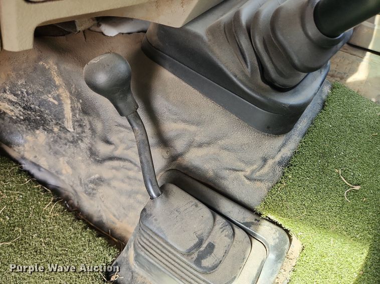 image for item MW9776 2008 Ford F550 Super Duty XLT  truck cab and chassis