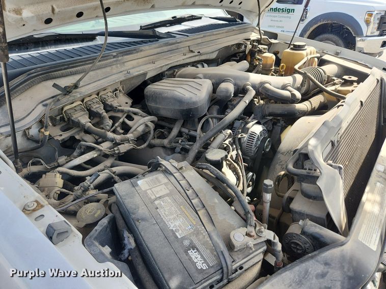 image for item MW9776 2008 Ford F550 Super Duty XLT  truck cab and chassis