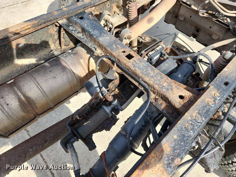 image for item MW9776 2008 Ford F550 Super Duty XLT  truck cab and chassis