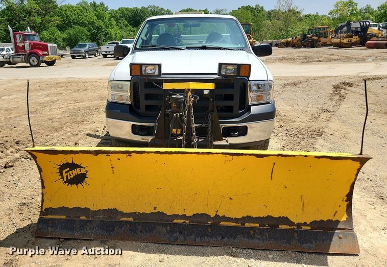 image for item MW9783 2006 Ford F250 Super Duty XL  pickup truck
