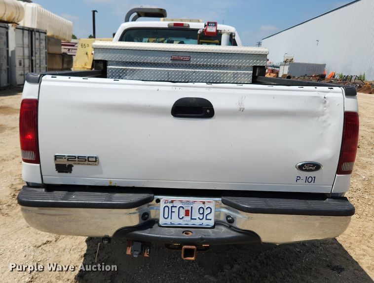 image for item MW9783 2006 Ford F250 Super Duty XL  pickup truck