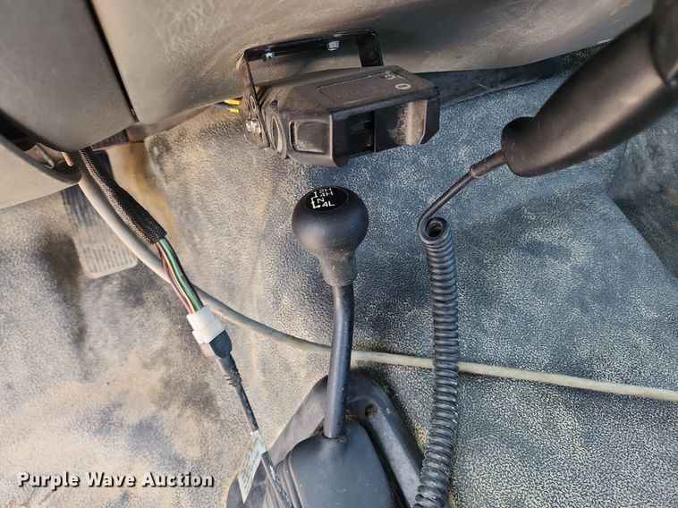 image for item MW9783 2006 Ford F250 Super Duty XL  pickup truck