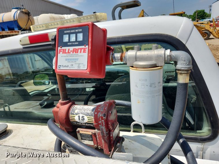 image for item MW9783 2006 Ford F250 Super Duty XL  pickup truck