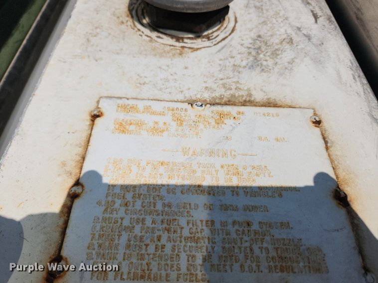 image for item MW9783 2006 Ford F250 Super Duty XL  pickup truck