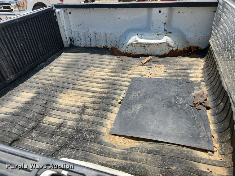 image for item MW9783 2006 Ford F250 Super Duty XL  pickup truck