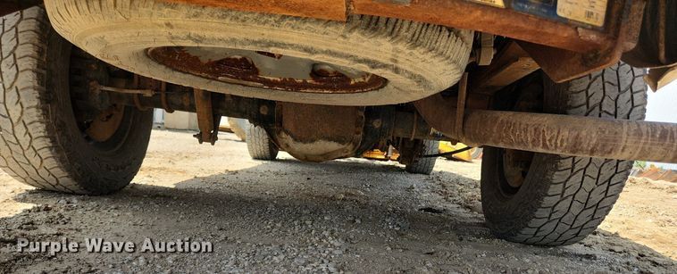 image for item MW9783 2006 Ford F250 Super Duty XL  pickup truck