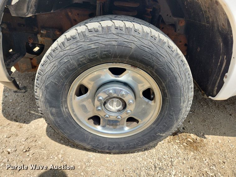 image for item MW9783 2006 Ford F250 Super Duty XL  pickup truck