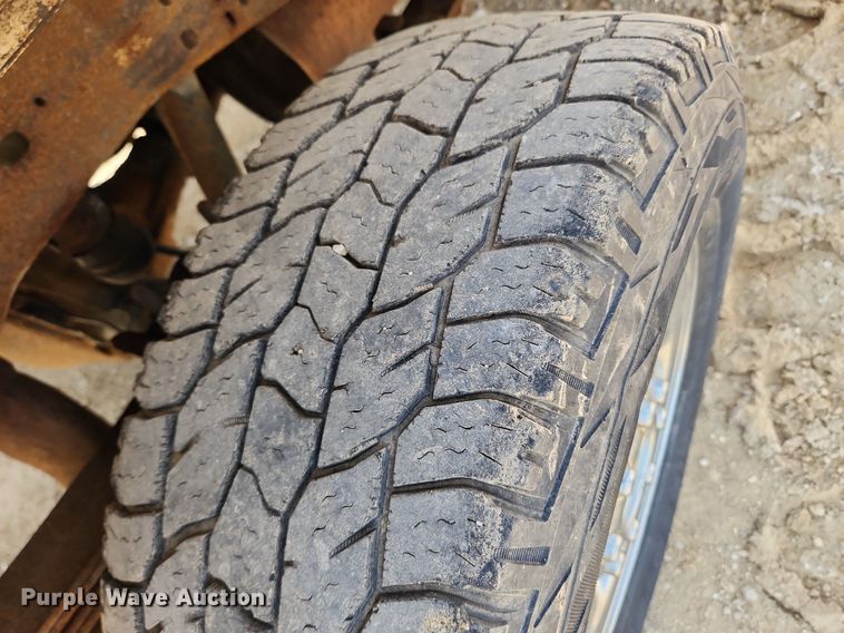 image for item MW9783 2006 Ford F250 Super Duty XL  pickup truck