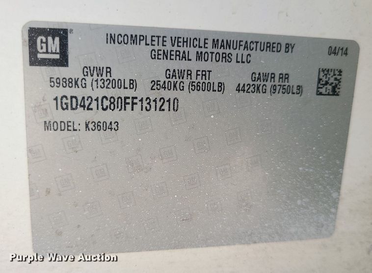 image for item MX9731 2015 GMC Sierra 3500HD  Crew Cab flatbed pickup truck