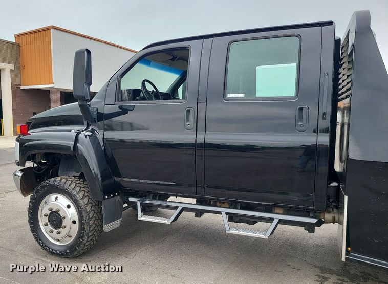 image for item MX9778 2008 Chevrolet C5500  flatbed truck