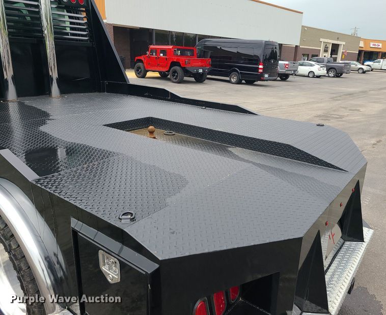 image for item MX9778 2008 Chevrolet C5500  flatbed truck