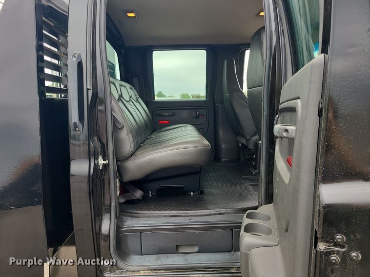 image for item MX9778 2008 Chevrolet C5500  flatbed truck