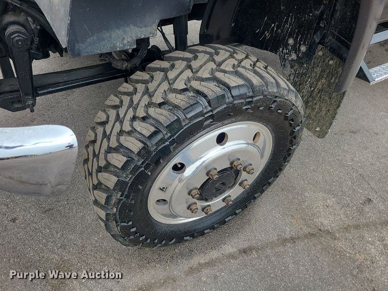 image for item MX9778 2008 Chevrolet C5500  flatbed truck