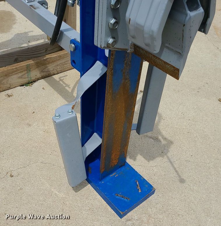 image for item MX9786 Powerhorse  log splitter