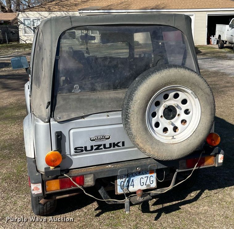 image for item MY9146 1988 Suzuki Samurai  SUV