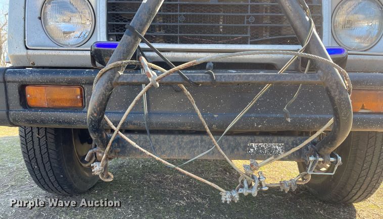 image for item MY9146 1988 Suzuki Samurai  SUV