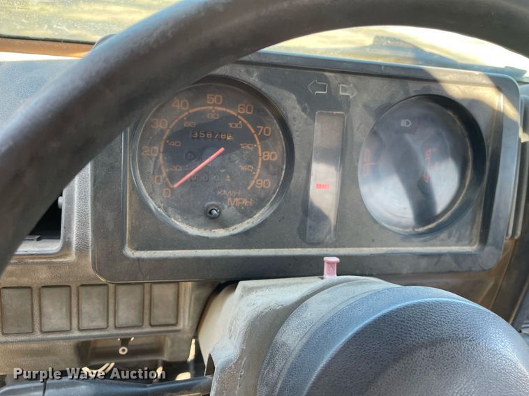 image for item MY9146 1988 Suzuki Samurai  SUV