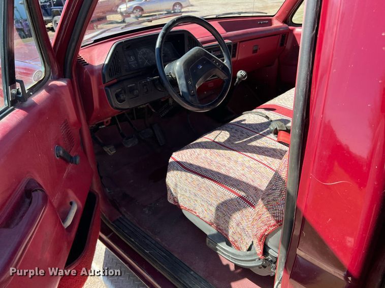 image for item MY9676 1989 Ford F250  bale bed pickup truck