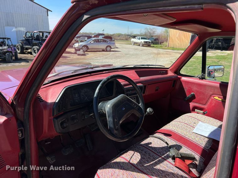 image for item MY9676 1989 Ford F250  bale bed pickup truck