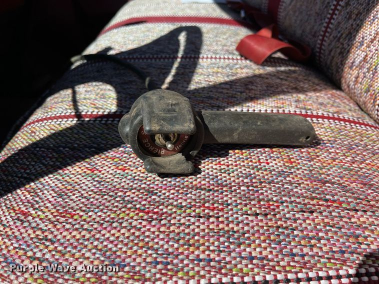 image for item MY9676 1989 Ford F250  bale bed pickup truck