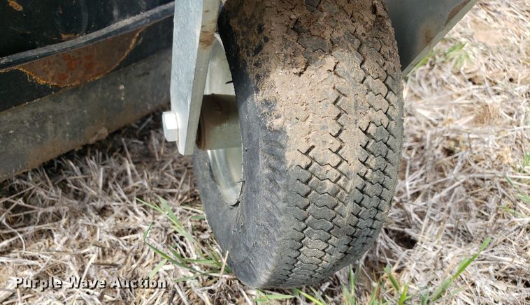 image for item OB9704 John Deere Worksite Pro BP84  skid steer broom