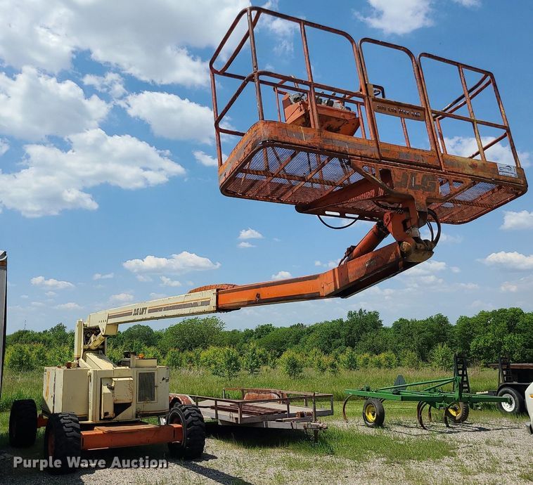 image for item DC6076 JLG 60HA  boom lift