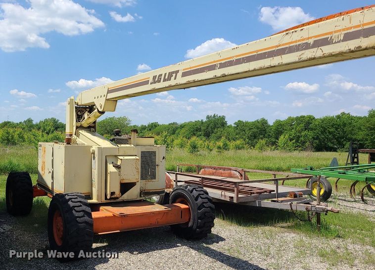image for item DC6076 JLG 60HA  boom lift