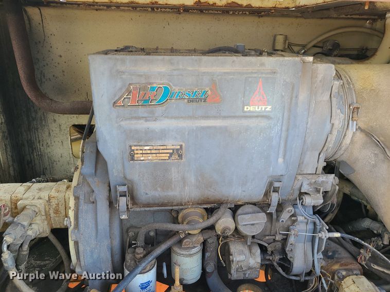 image for item DC6076 JLG 60HA  boom lift