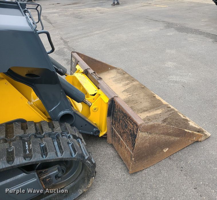 image for item DC6081 John Deere 333G  tracked skid steer loader