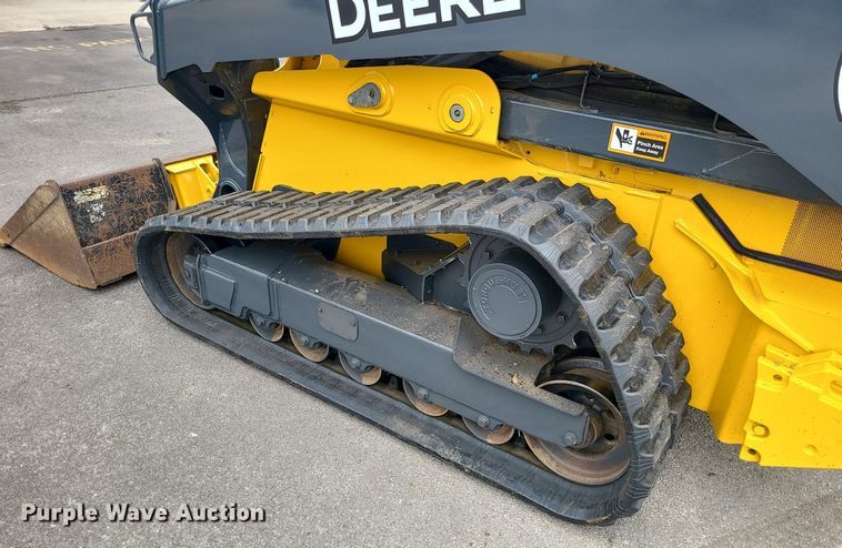 image for item DC6081 John Deere 333G  tracked skid steer loader