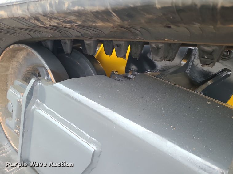 image for item DC6081 John Deere 333G  tracked skid steer loader