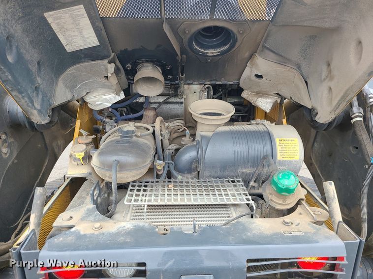 image for item DC6081 John Deere 333G  tracked skid steer loader