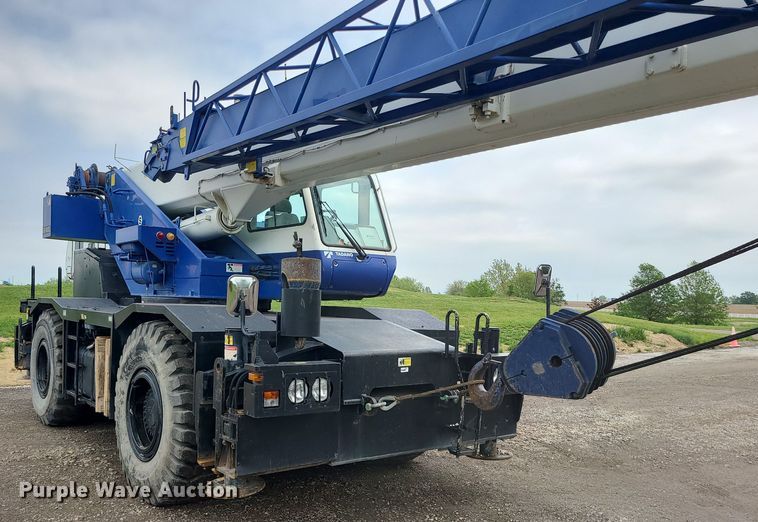 image for item DC6083 2011 Tadano GR300XL  crane