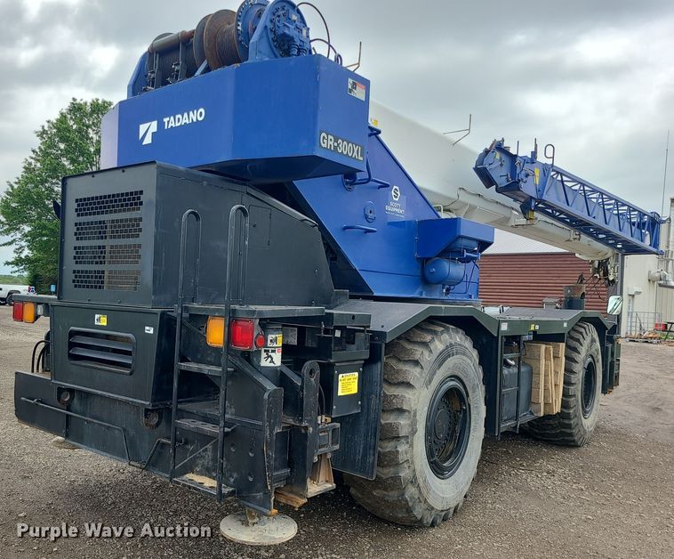 image for item DC6083 2011 Tadano GR300XL  crane